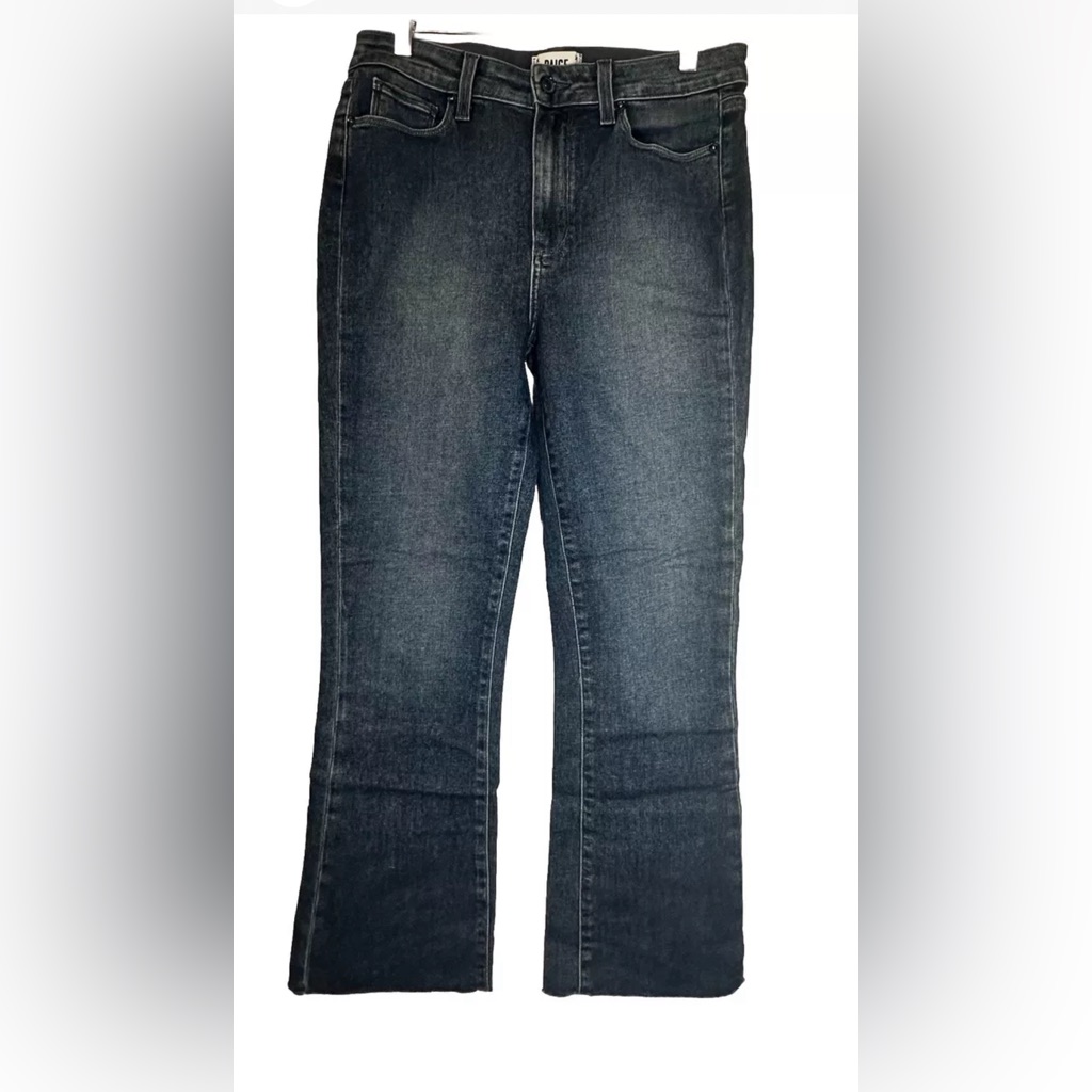 Paige Jeans Colette Crop Flare Blue Distressed Bottom Faded Size 30 Pre-Owned
